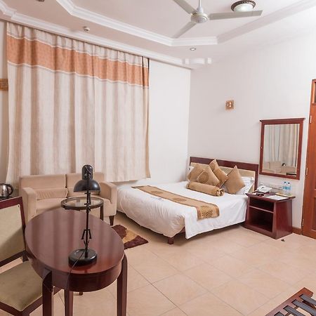 Hotel de Mag Deluxe Dar es Salaam Extérieur photo