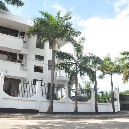 Hotel de Mag Deluxe Dar es Salaam Extérieur photo