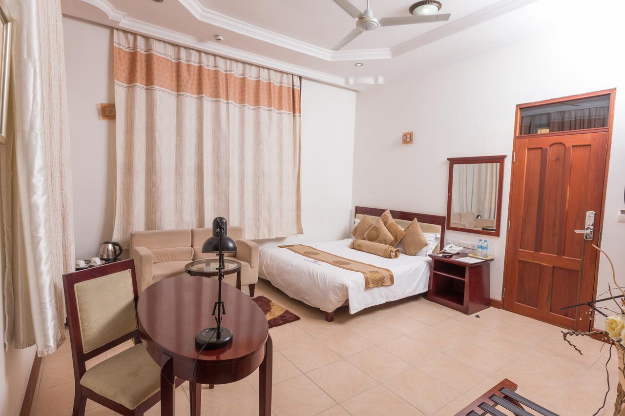 Hotel de Mag Deluxe Dar es Salaam Extérieur photo
